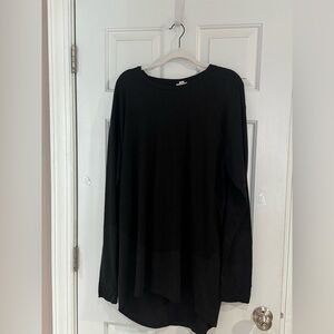 LuLaRoe Black Crew Neck Long Sleeve Size XL